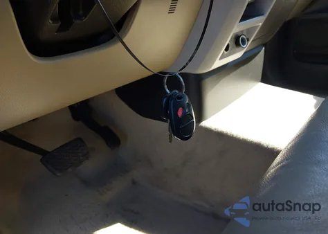 2009 Toyota Tundra Grade V6 z USA, uszkodzony, nr VIN 5TFRU54179X018687